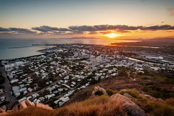 Townsville - Breakthru College