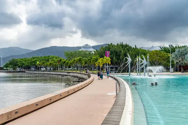 Cairns - Breakthru College